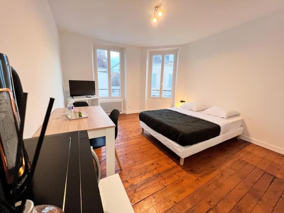Appartement Maciet 4- Centre Ville Meaux-Gare-Disney Exteriér fotografie